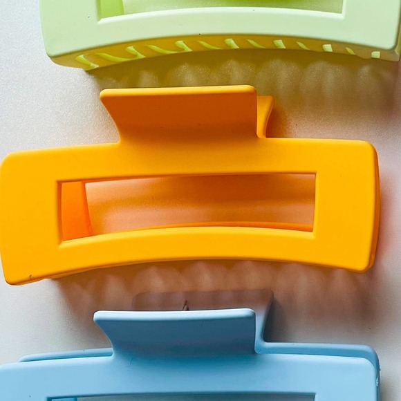 Large Rectangle Claw Clip Hair Accessory Yellow - Picture 1 of 4